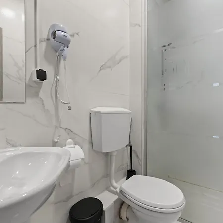 With Two Bed Appartamento *