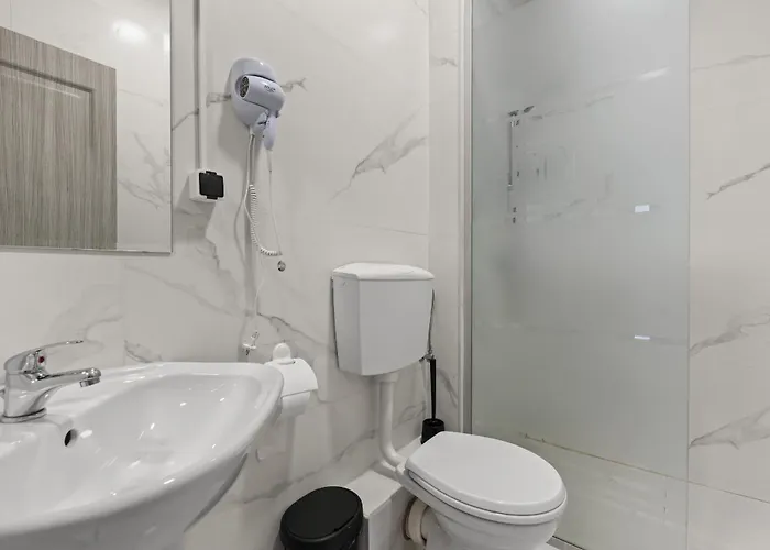 With Two Bed Apartament *